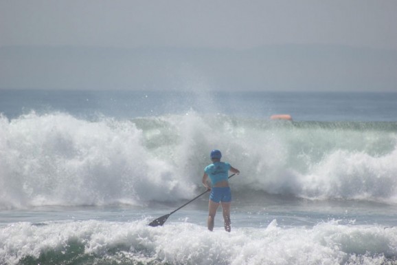 Surf Race To Victory 2012
