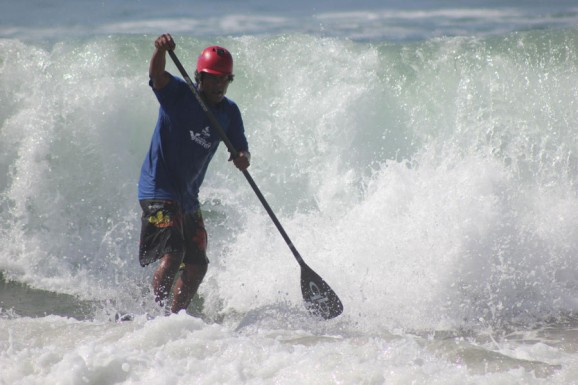Surf Race To Victory 2012